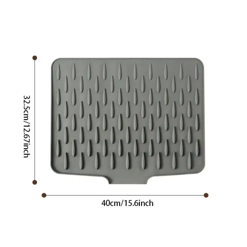 No-Spill Silicone Kitchen Drying Mat – Heat Resistant & Water Drainage