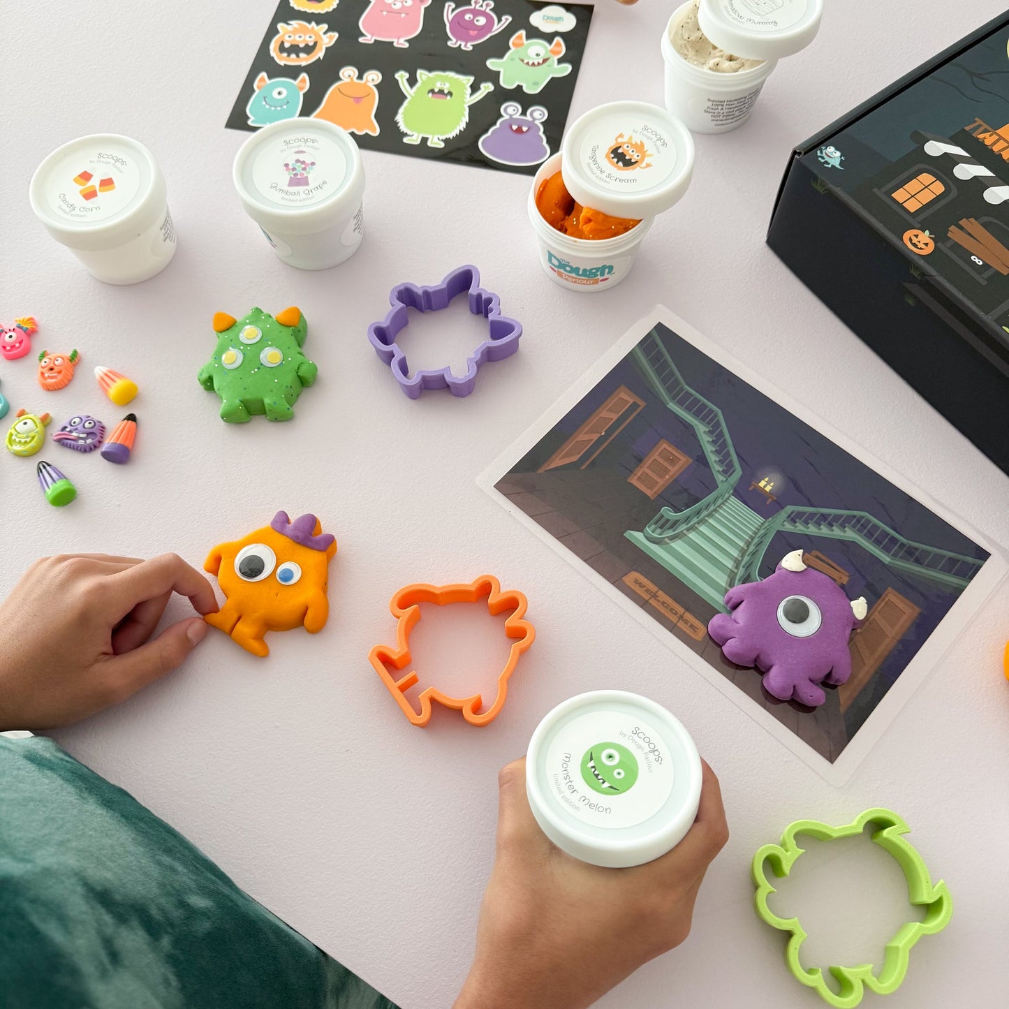 Monster Motel Playbox